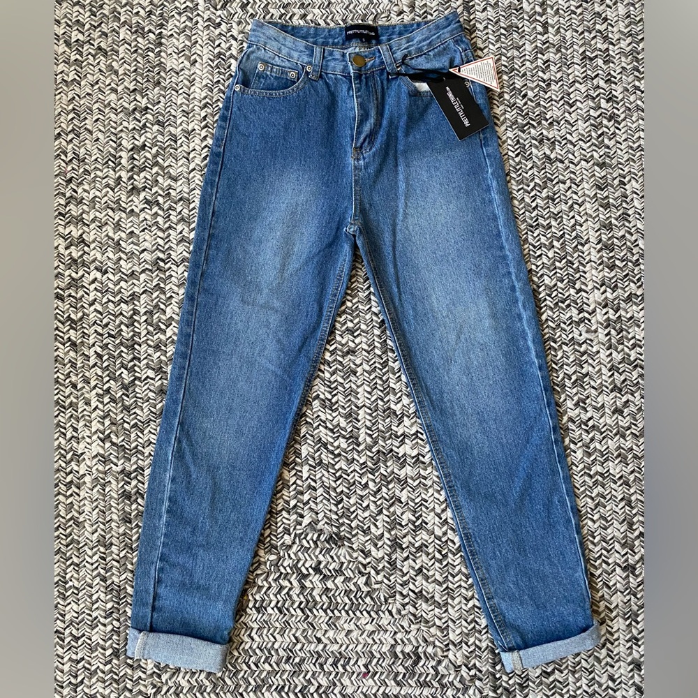 PrettyLittle things (PLT) medium washed jeans
